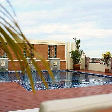 D Apartment Паттая Екстер'єр фото