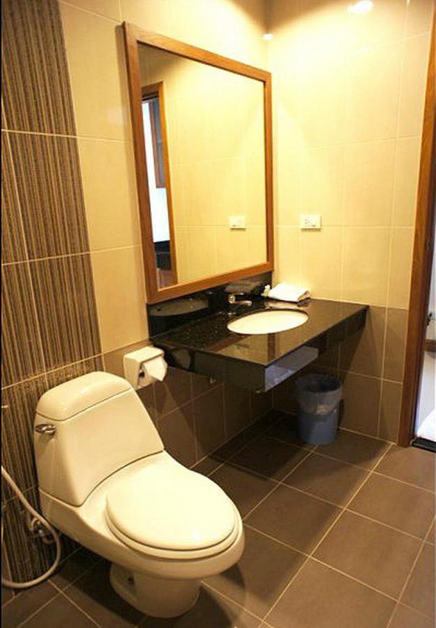 D Apartment Паттая Екстер'єр фото