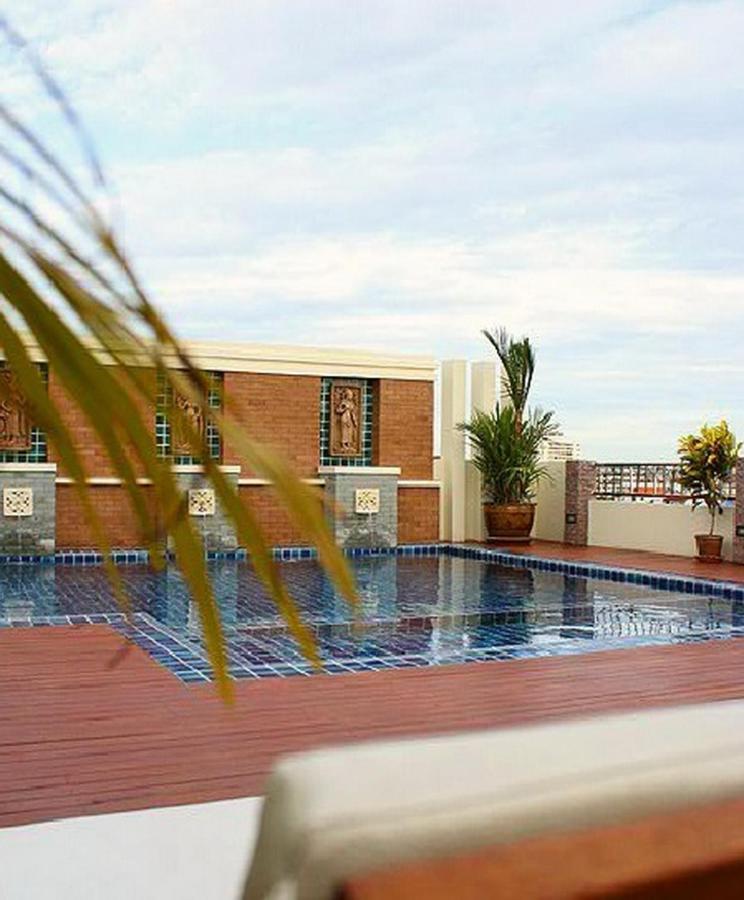 D Apartment Паттая Екстер'єр фото